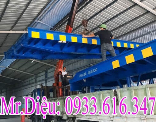 cầu lên container